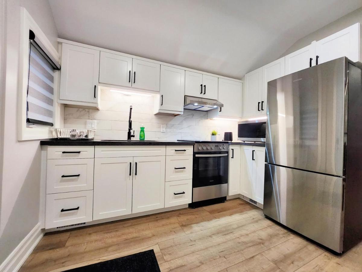 The Cozy Cove Modern King-Bedroom Full Apartment Saint Catharines Exterior photo